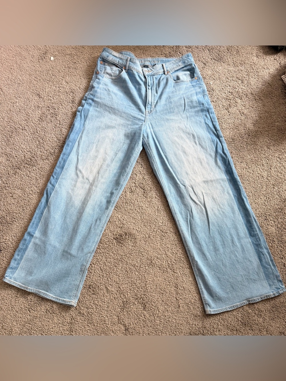 AE Super High Waisted, Two Toned Wide Leg Jeans - 12 short